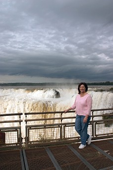 CRW_0694 Karen at The Falls