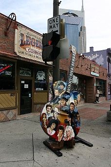 IMG_5039 Large Guitar On Lower Broadway