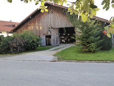 P1010912 A Barn Right Across From School