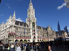 P1010979 Marienplatz, Munich 9-22-18