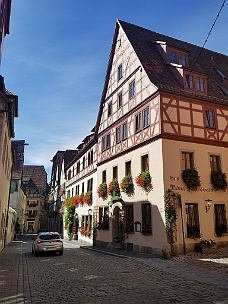 20180926_133947 Hotel On Street