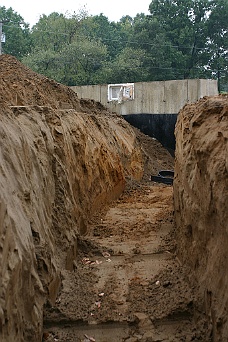 IMG_3158 Well Trench To House