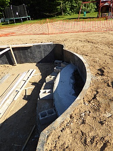 P1010632 July 6th - Bottom Step Poured